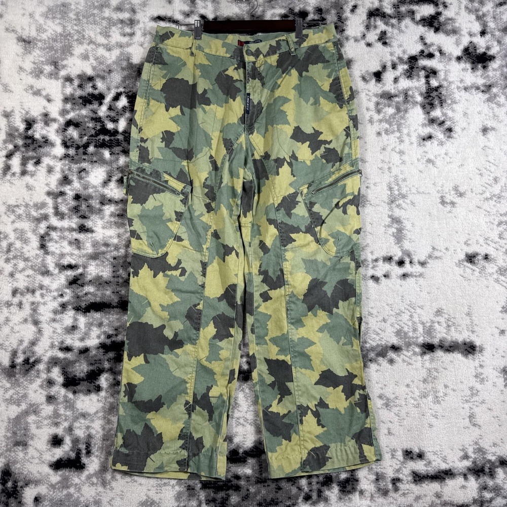 Liberty‎ Apparel Pants Mens 32x32 Green Camo Cargo Skater Punk Rocker Y2K